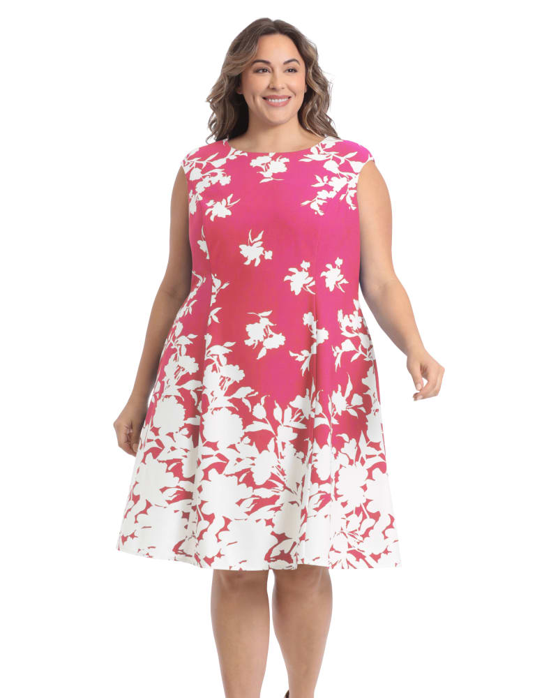 Front of a model wearing a size 22W Monotone floral cap sleevefit and flare dress in Cherry/Ivo by London Times. | dia_product_style_image_id:268566